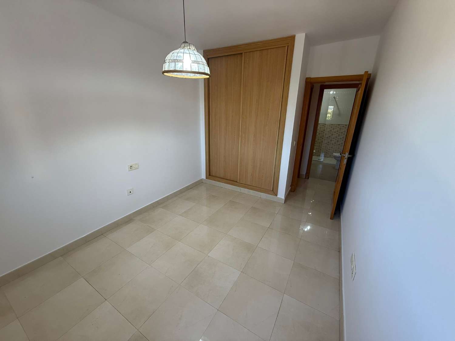 Amplio piso en zona Chaparil