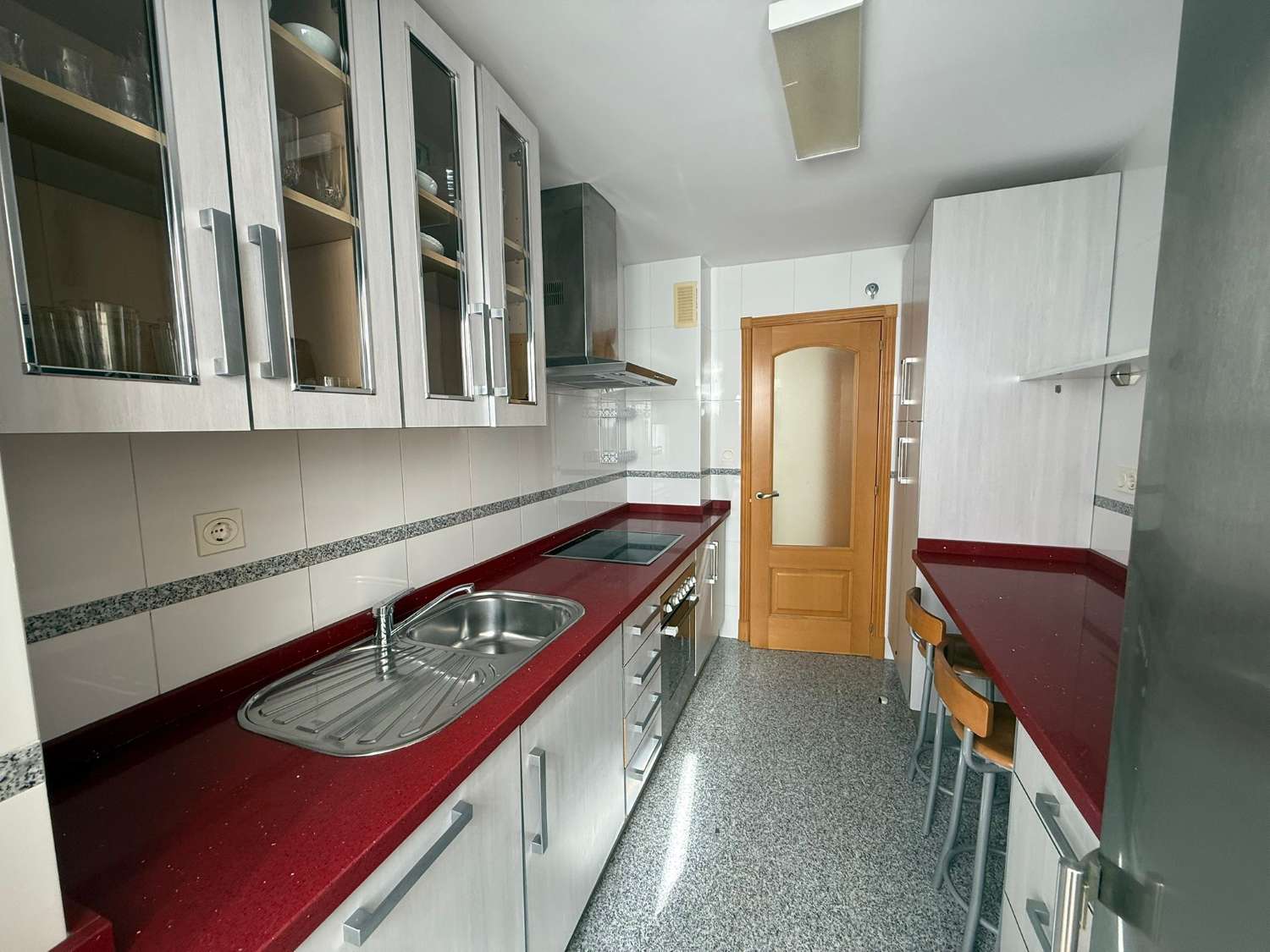 Amplio piso en zona Chaparil