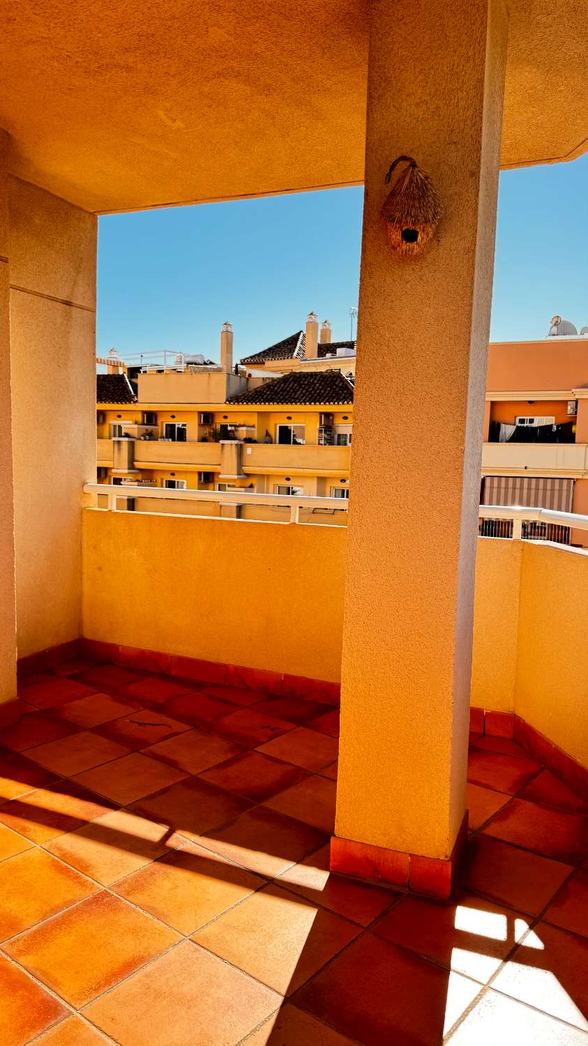 Amplio piso en zona Chaparil