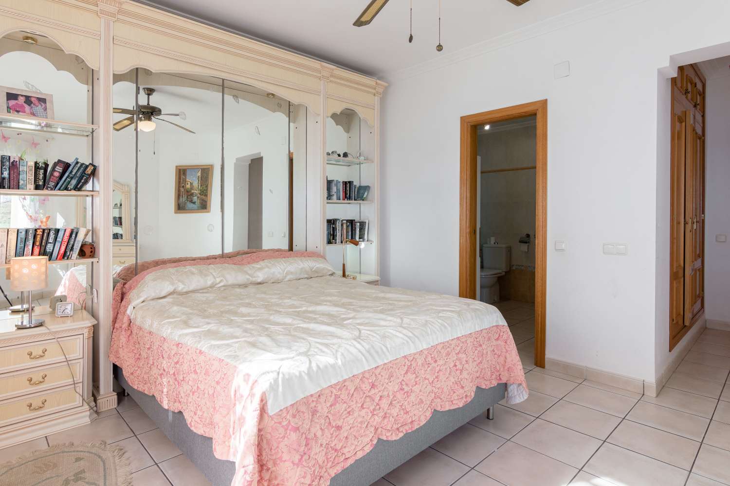 Villa myynnissä Torrox Costa