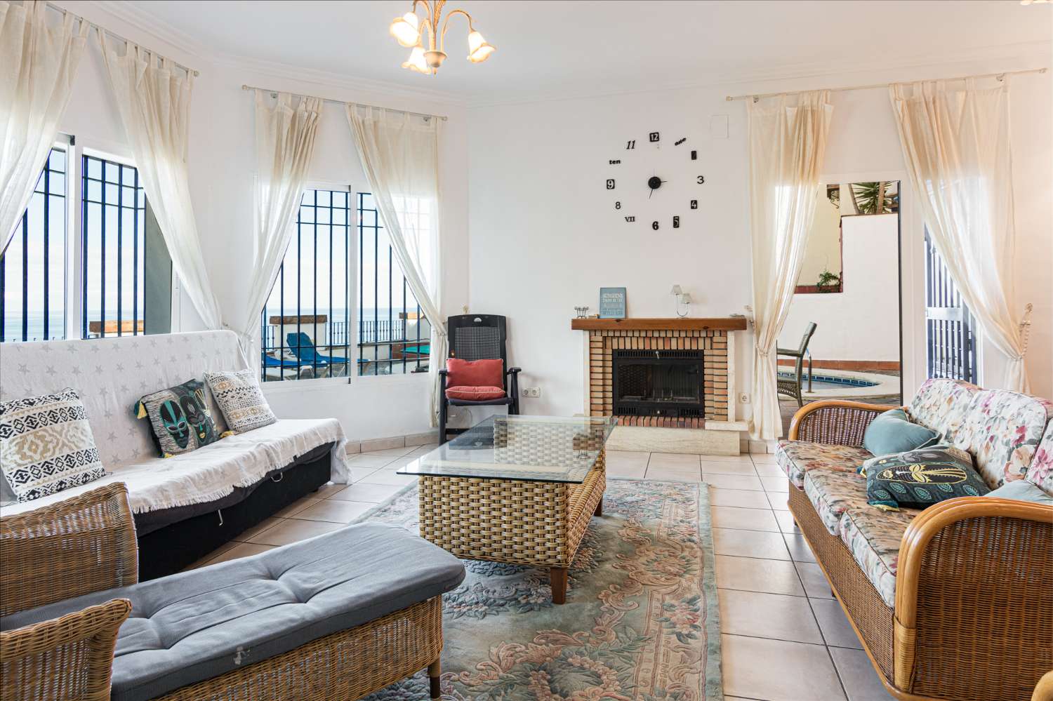 Villa myynnissä Torrox Costa