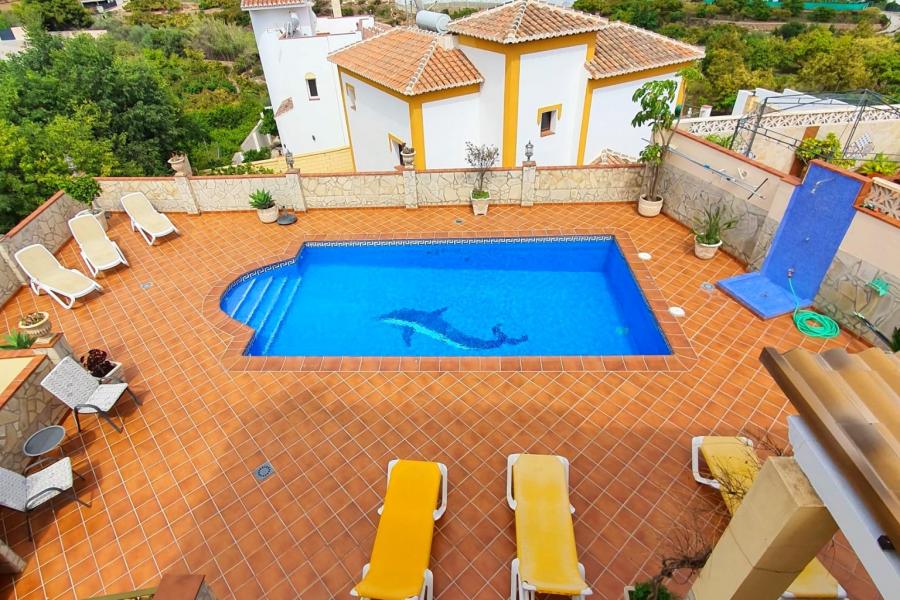 Preciosa Villa independiente con piscina privada