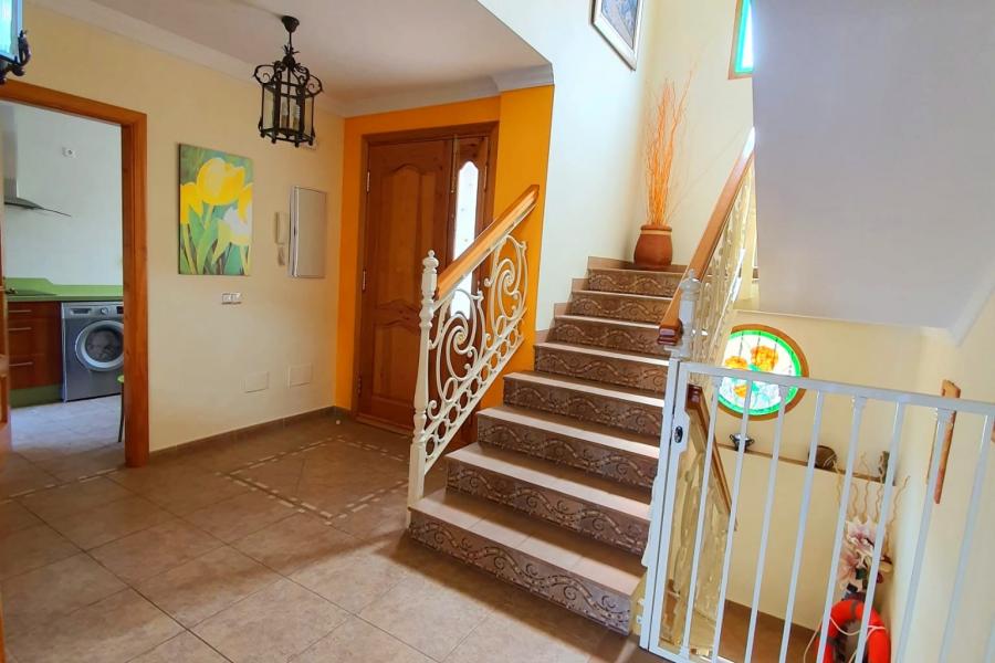 Preciosa Villa independiente con piscina privada