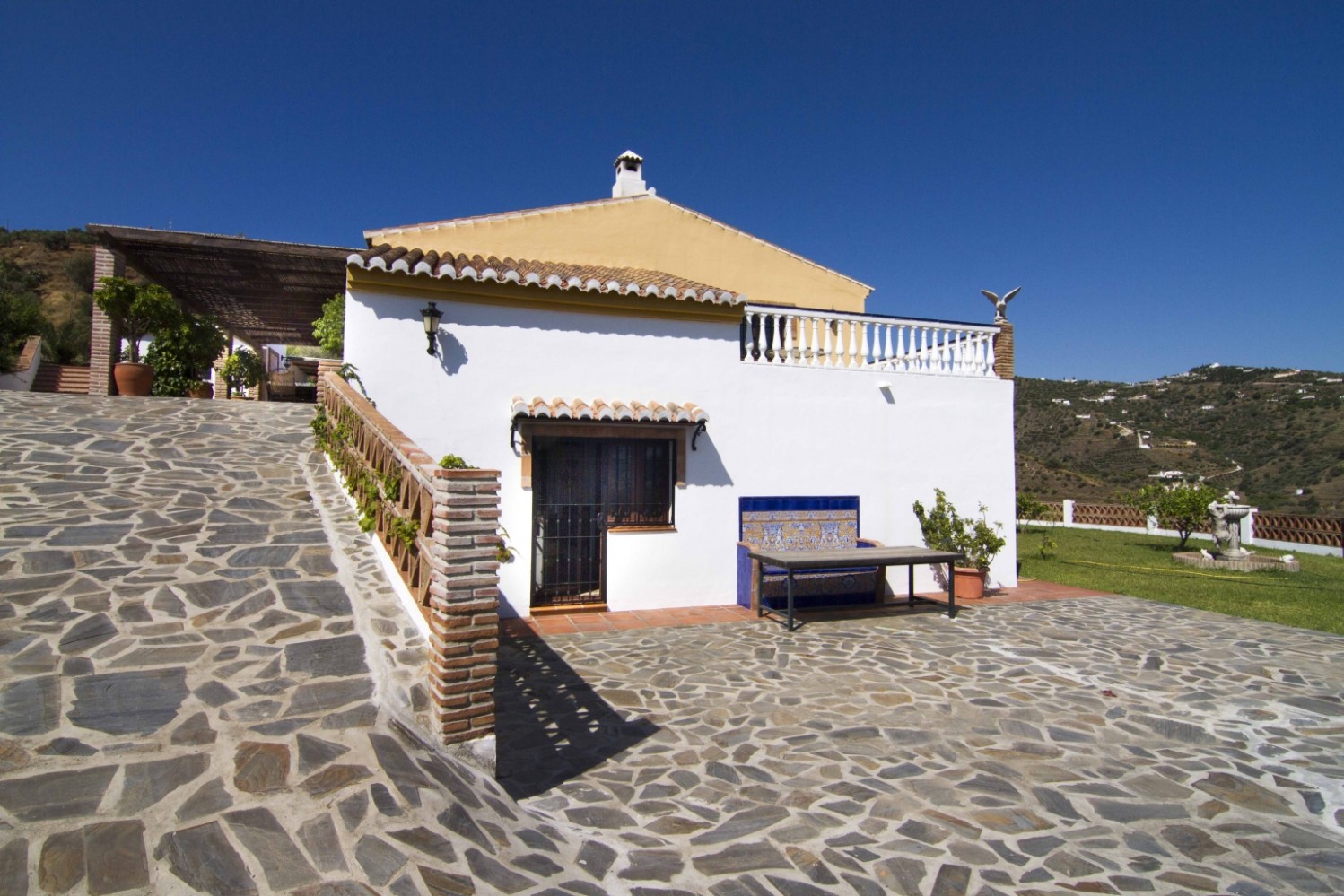 Villa for sale in Torrox