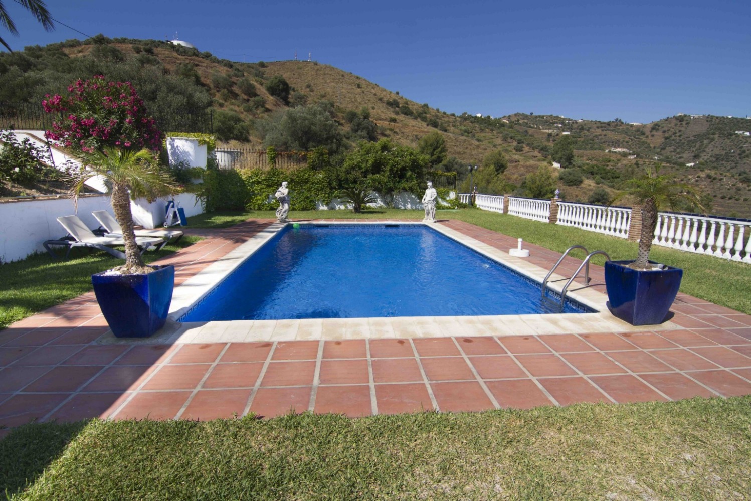 Villa en venta en Torrox