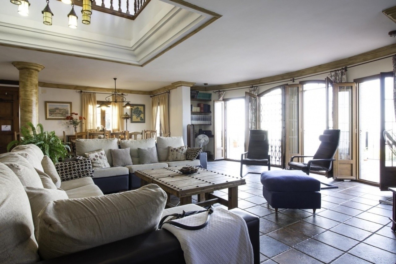Villa for sale in Frigiliana
