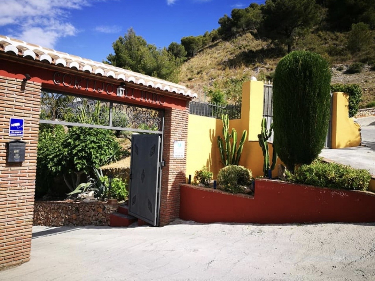 Villa for sale in Frigiliana