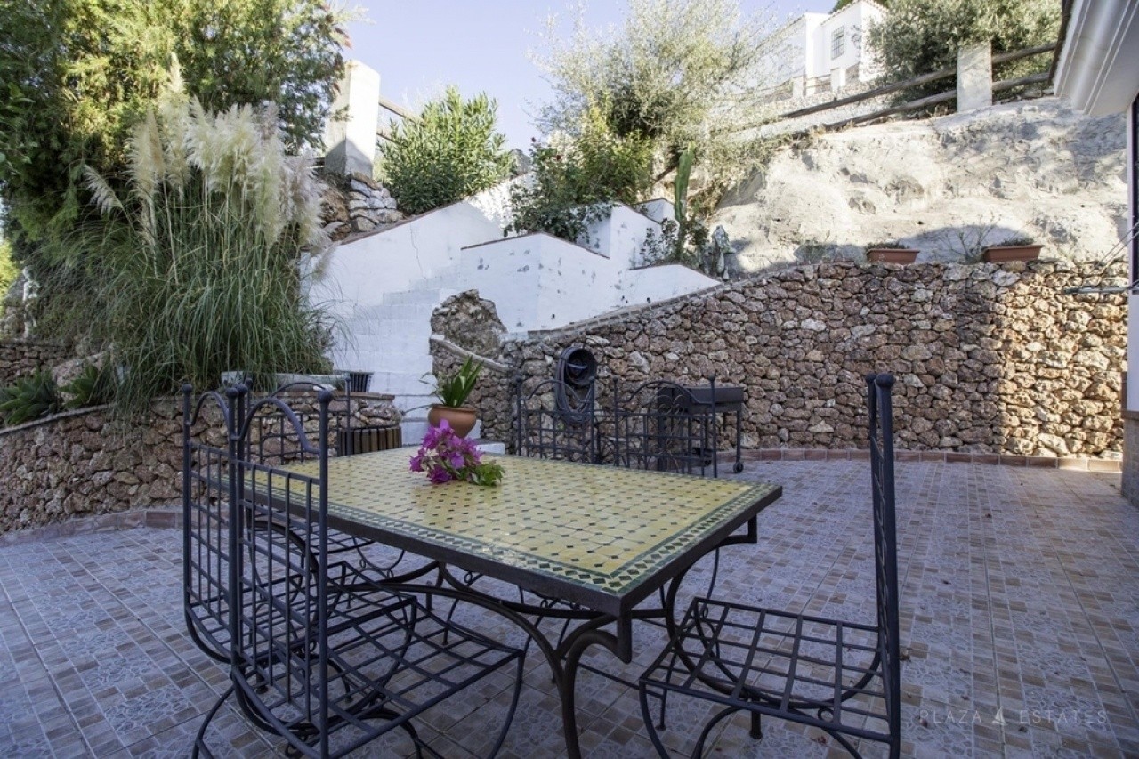 Villa for sale in Frigiliana