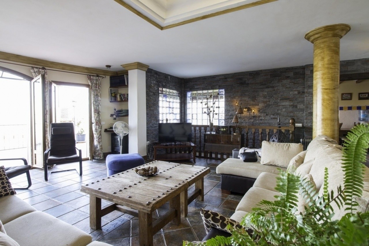 Villa for sale in Frigiliana
