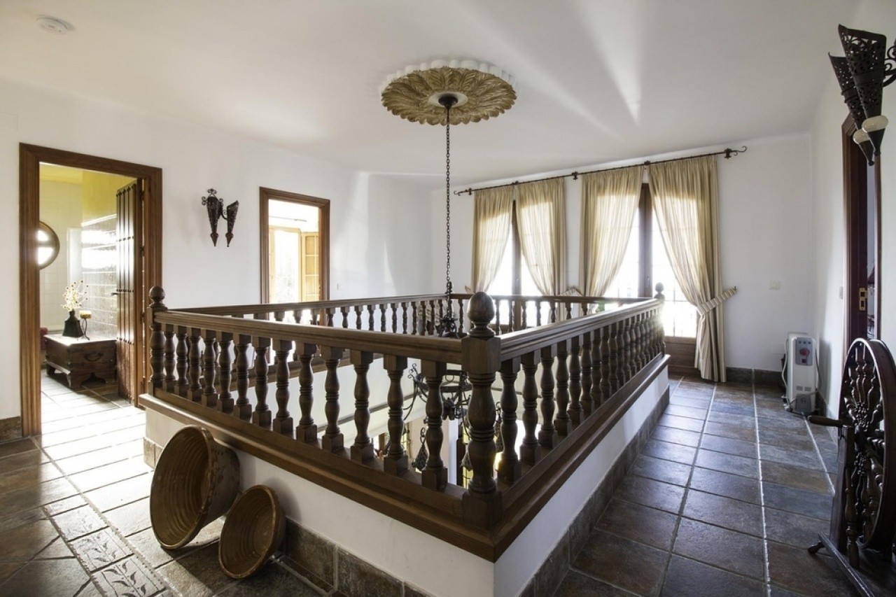 Villa for sale in Frigiliana