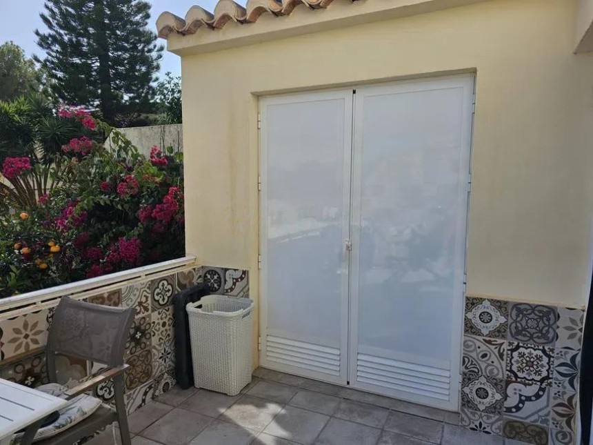 Villa for sale in Almuñécar