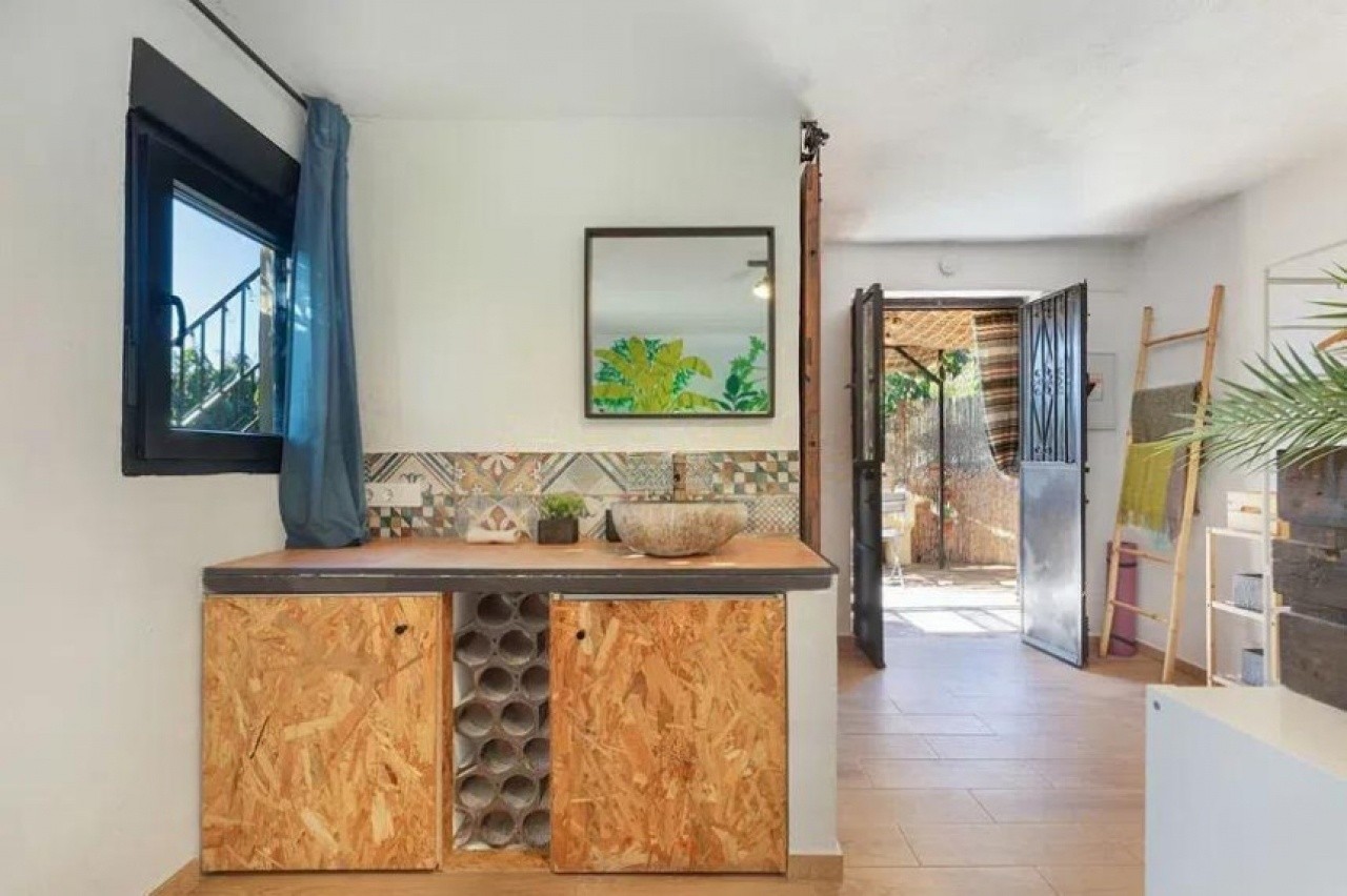 Villa for sale in Benamargosa