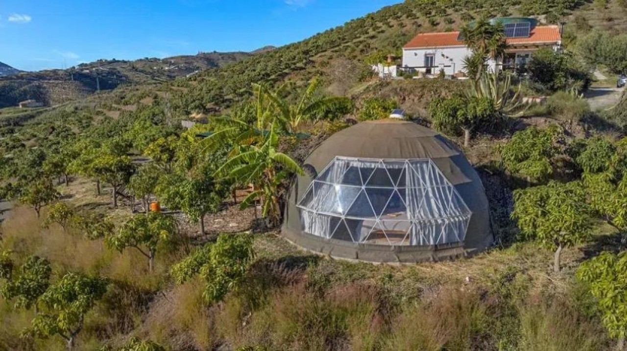Villa for sale in Benamargosa