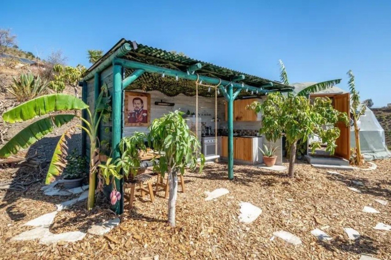 Villa for sale in Benamargosa
