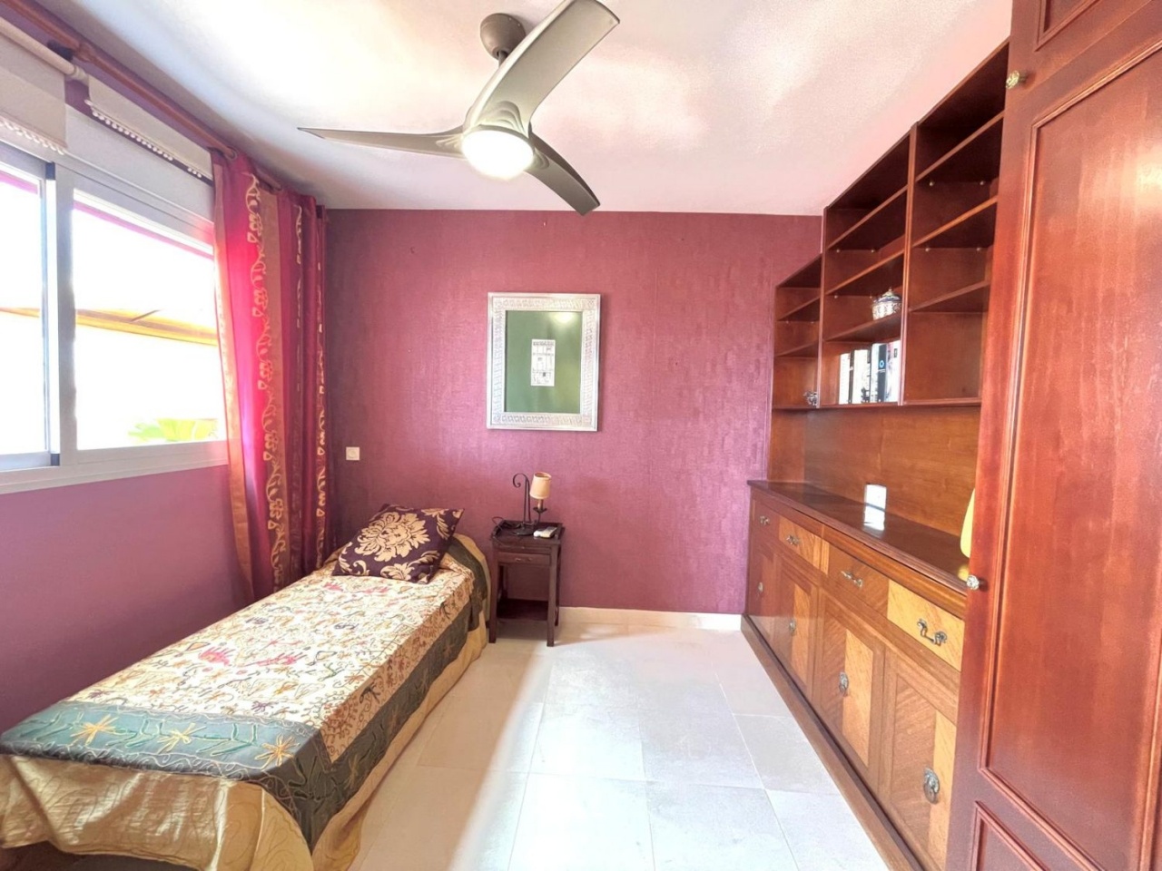 Apartment for sale in Caleta de Vélez