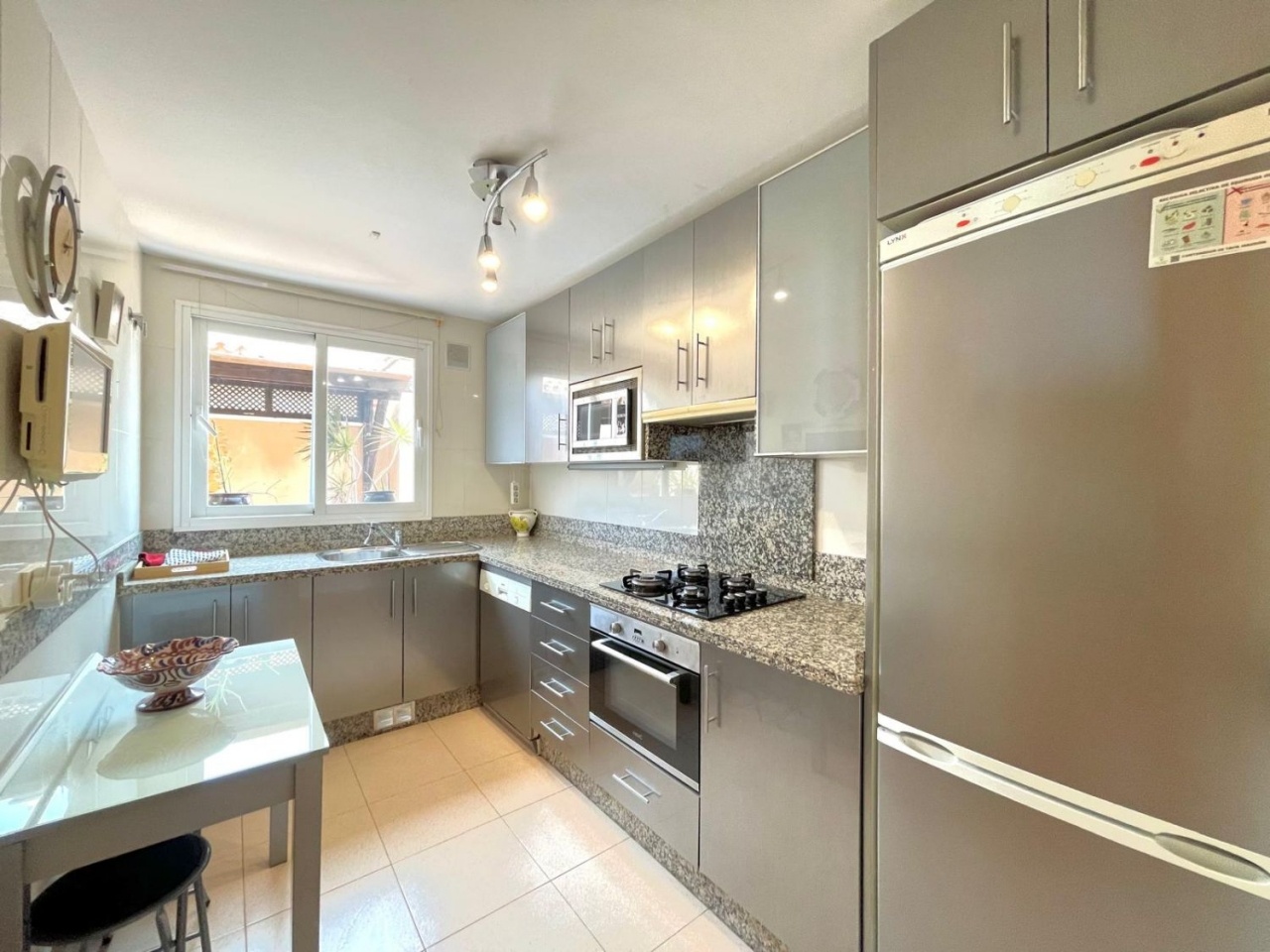 Apartment for sale in Caleta de Vélez