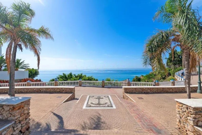 Apartamento en venta en Nerja