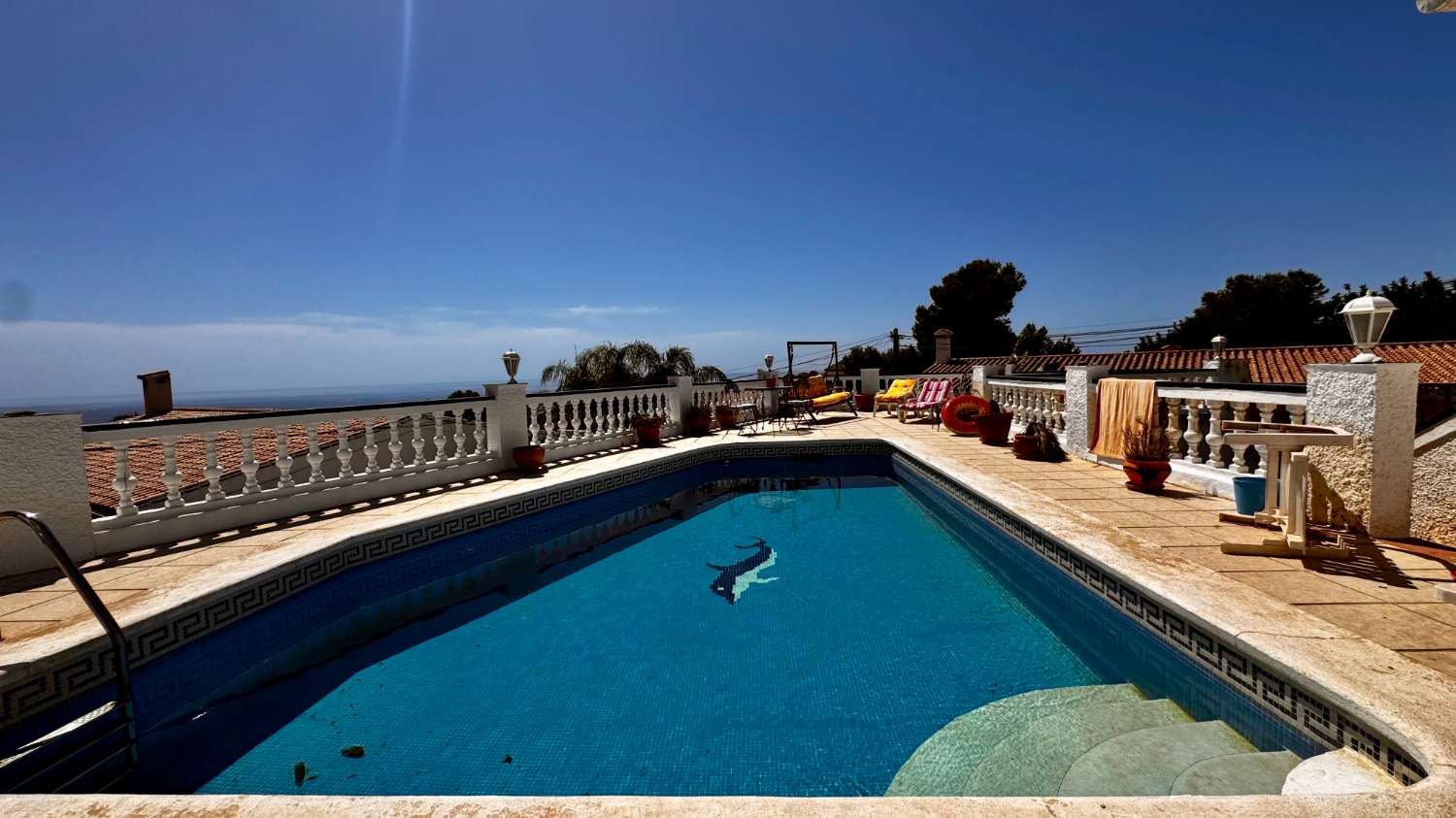 Villa til salg i Capistrano (Nerja)