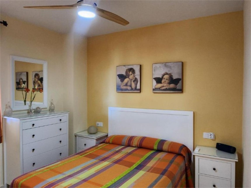 Lejlighed til salg i Algarrobo Costa