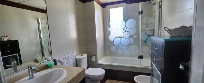 Lejlighed til salg i Algarrobo Costa