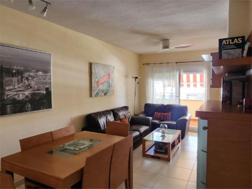Lejlighed til salg i Algarrobo Costa