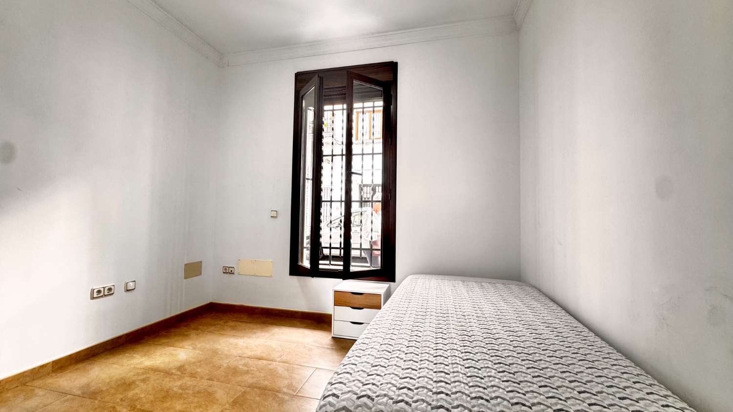 Renovierte Erdgeschosswohnung in Frigiliana – Langzeitmiete
