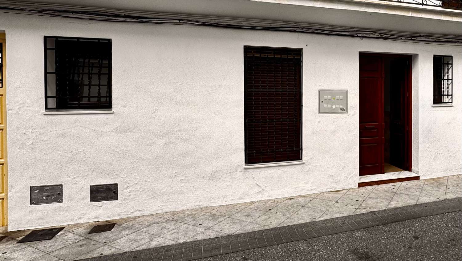 Renovierte Erdgeschosswohnung in Frigiliana – Langzeitmiete