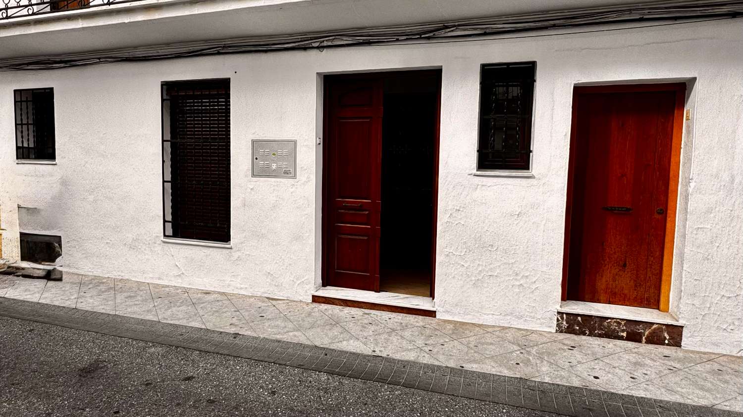 Renovierte Erdgeschosswohnung in Frigiliana – Langzeitmiete
