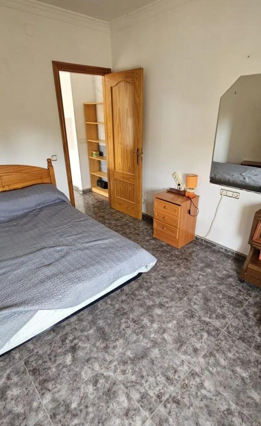 Villa en venta en Benajarafe