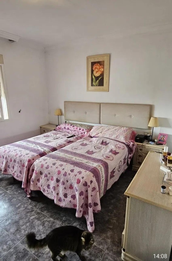 Villa en venta en Benajarafe