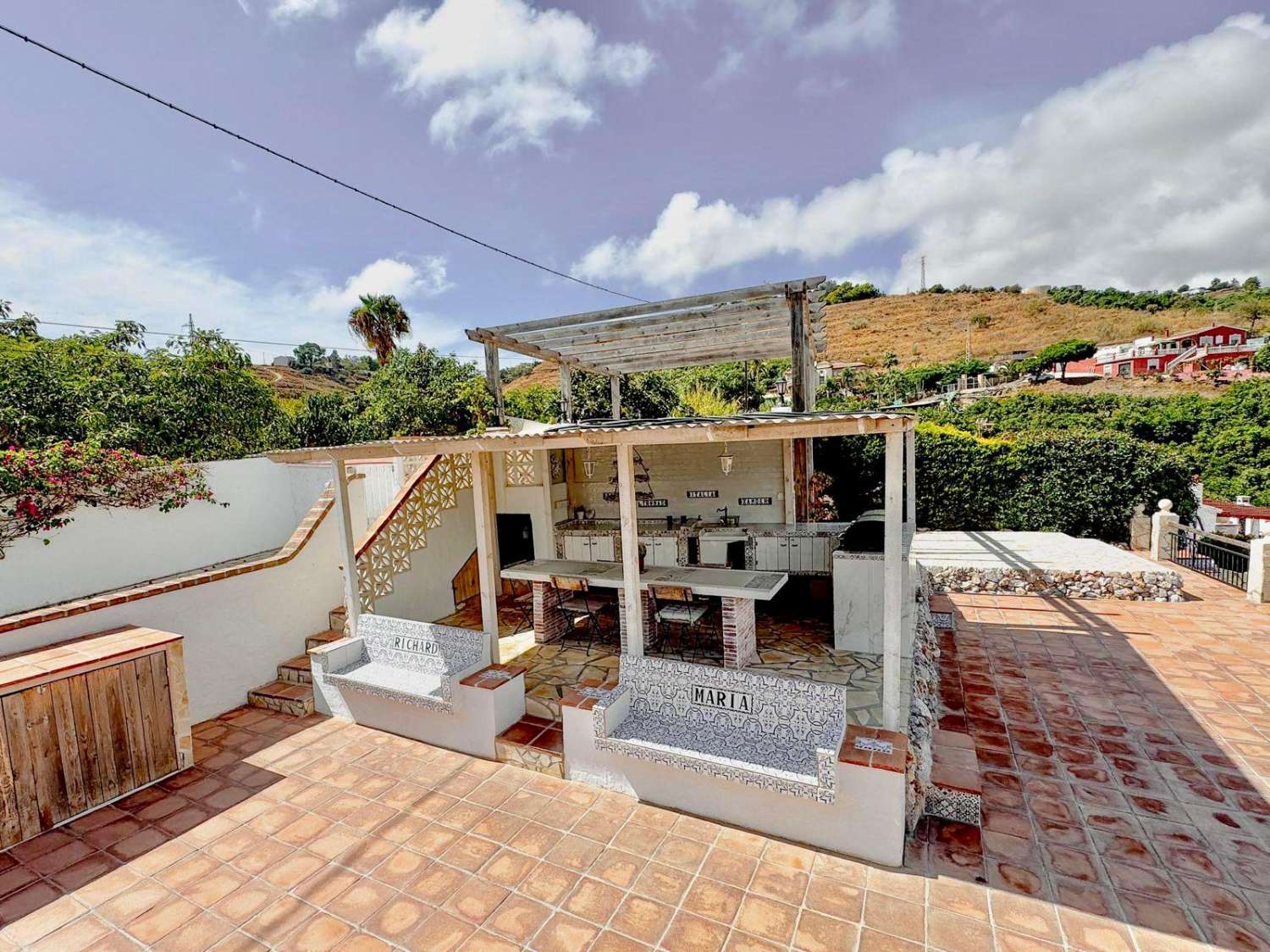 Preciosa Villa en el campo, a 8 min. del centro de Nerja