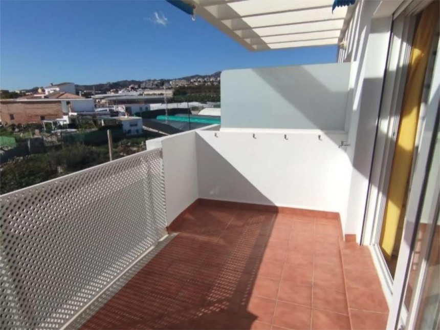 Appartement te koop in Torrox Costa