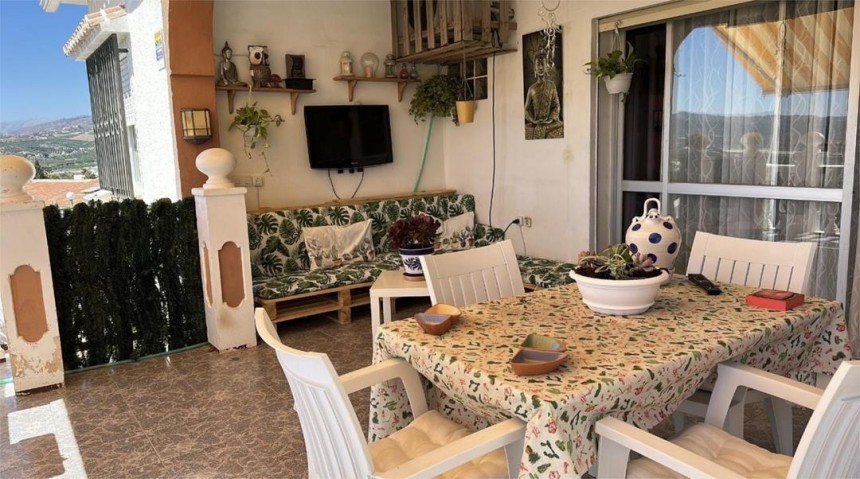 Villa te koop in Caleta de Vélez