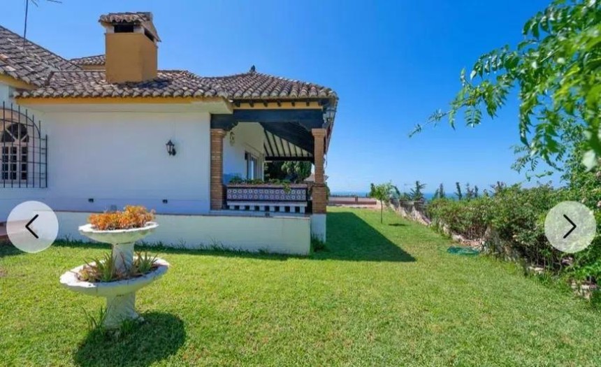 Villa te koop in La Cala del Moral (Rincón de la Victoria)