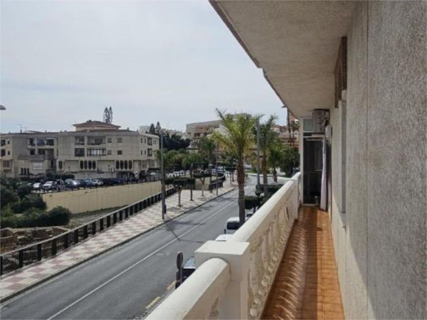 Appartement te koop in Almuñécar