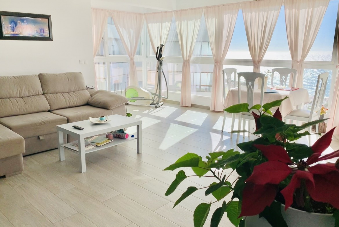 Apartamento en venta en Torrox Costa