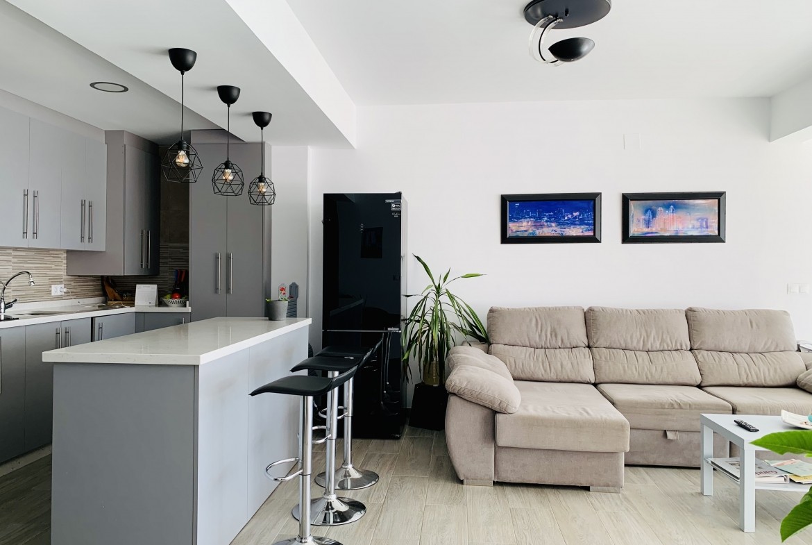 Apartamento en venta en Torrox Costa